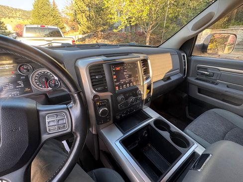 Used 2015 RAM 1500 Outdoorsman image 10