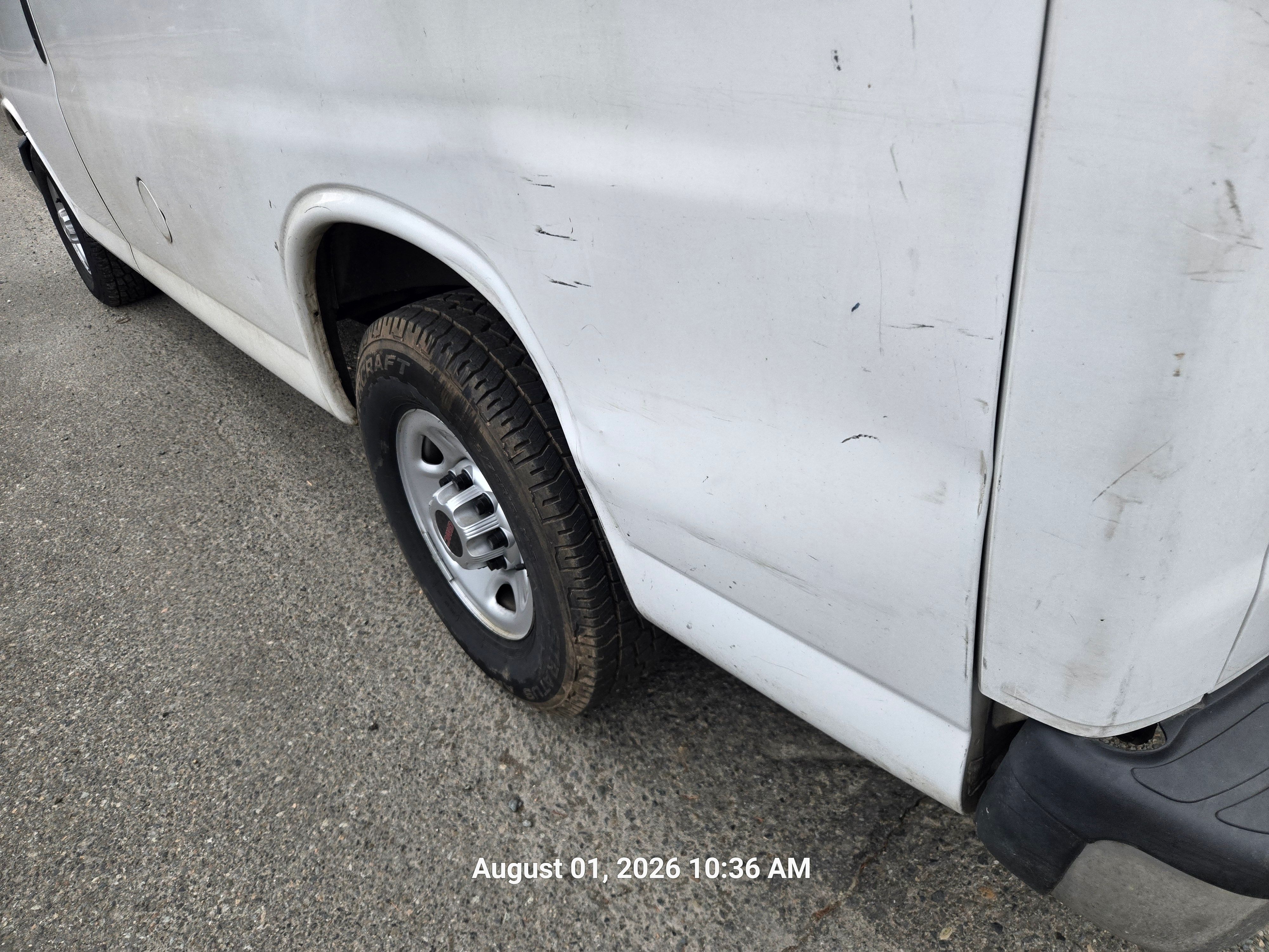 Used 2016 GMC Savana 2500 RWD image 14