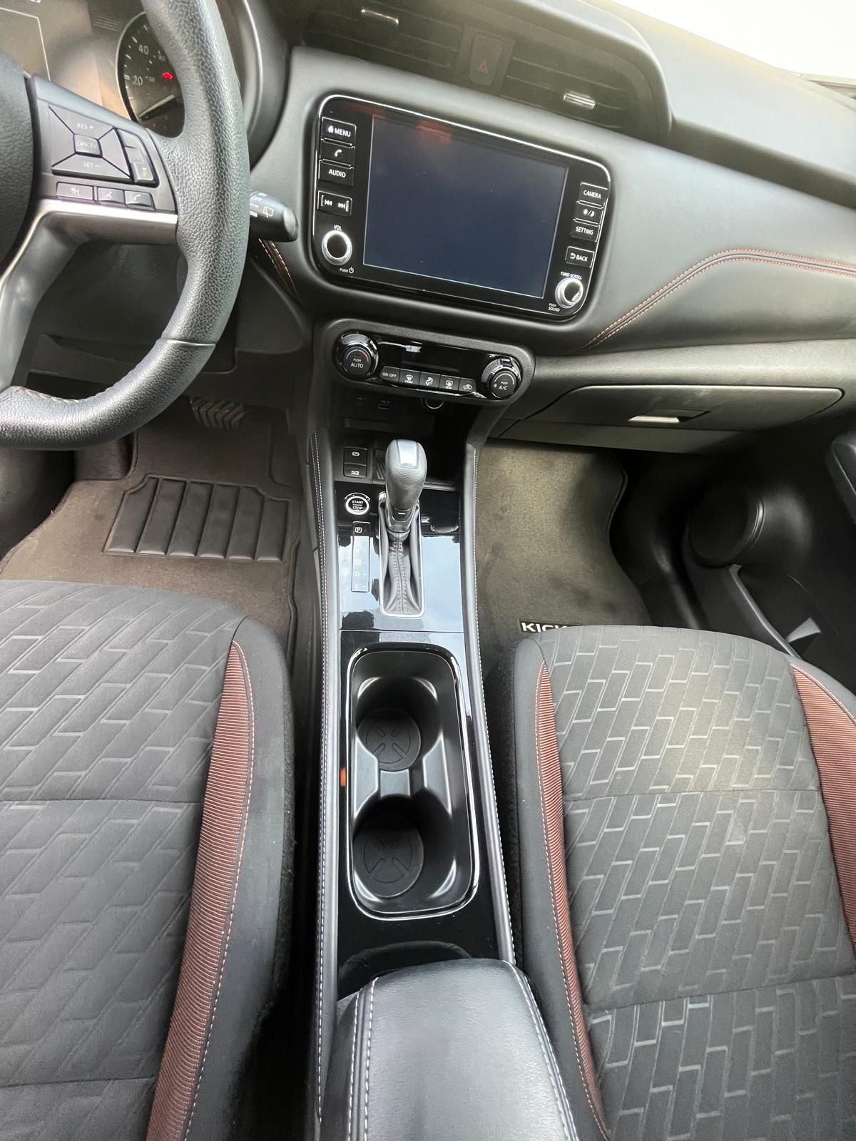 Used 2023 Nissan Kicks SR FWD image 17