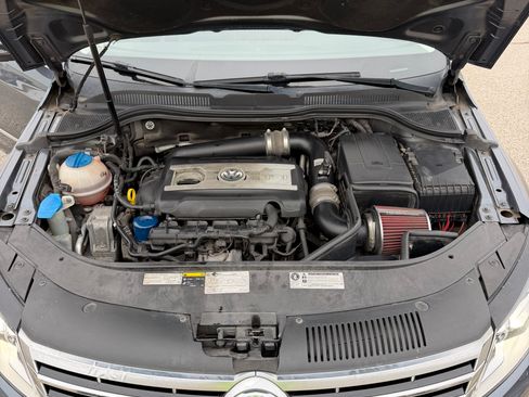 Used 2014 Volkswagen CC Executive image 10