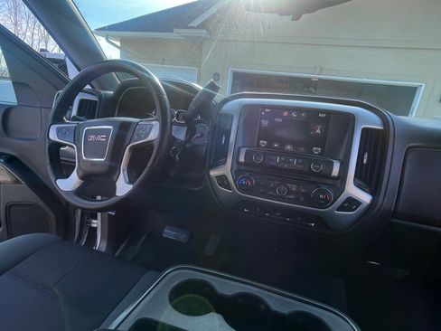 Used 2014 GMC Sierra 1500 SLE w/ SLE Value Package image 9
