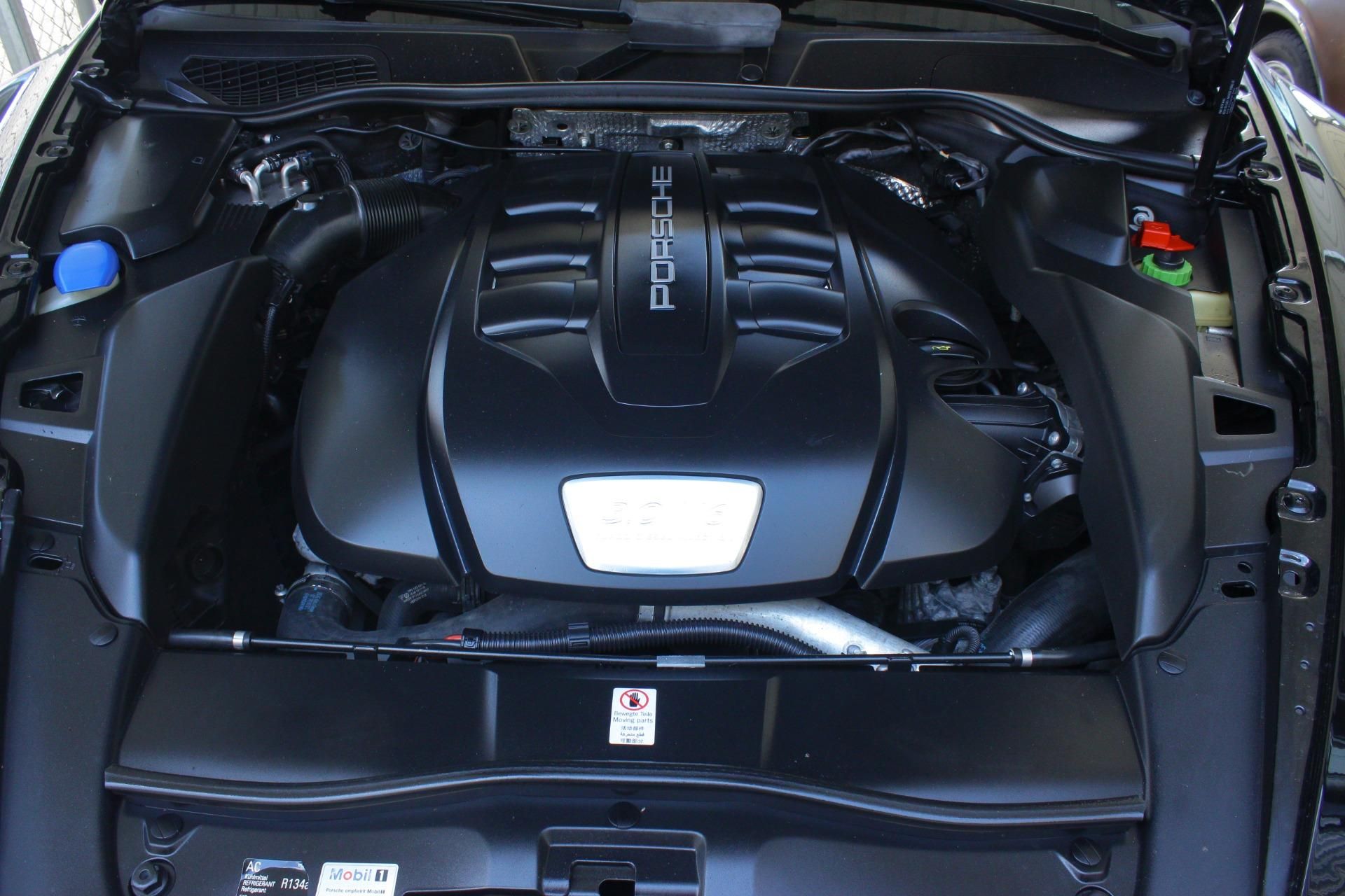 Used 2014 Porsche Cayenne Diesel AWD/4WD image 11