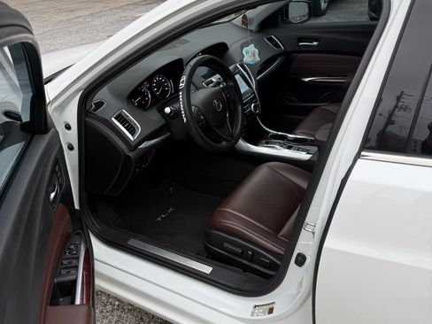 Used 2016 Acura TLX 3.5 Sedan 4D image 11