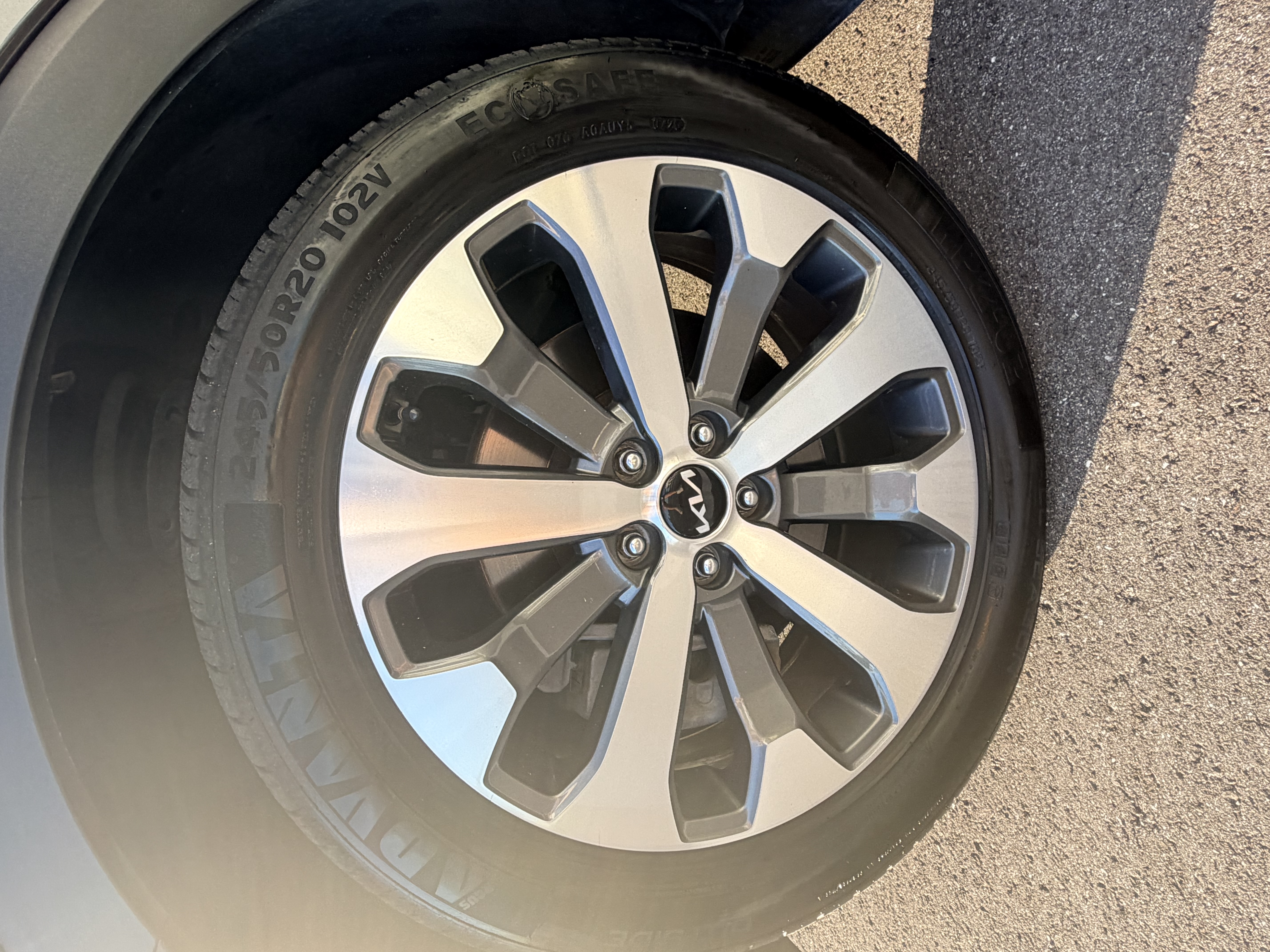 Used 2022 Kia Telluride S FWD image 18