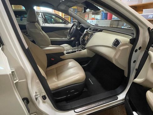 Used 2020 Nissan Murano SL w/ Cargo Package image 2