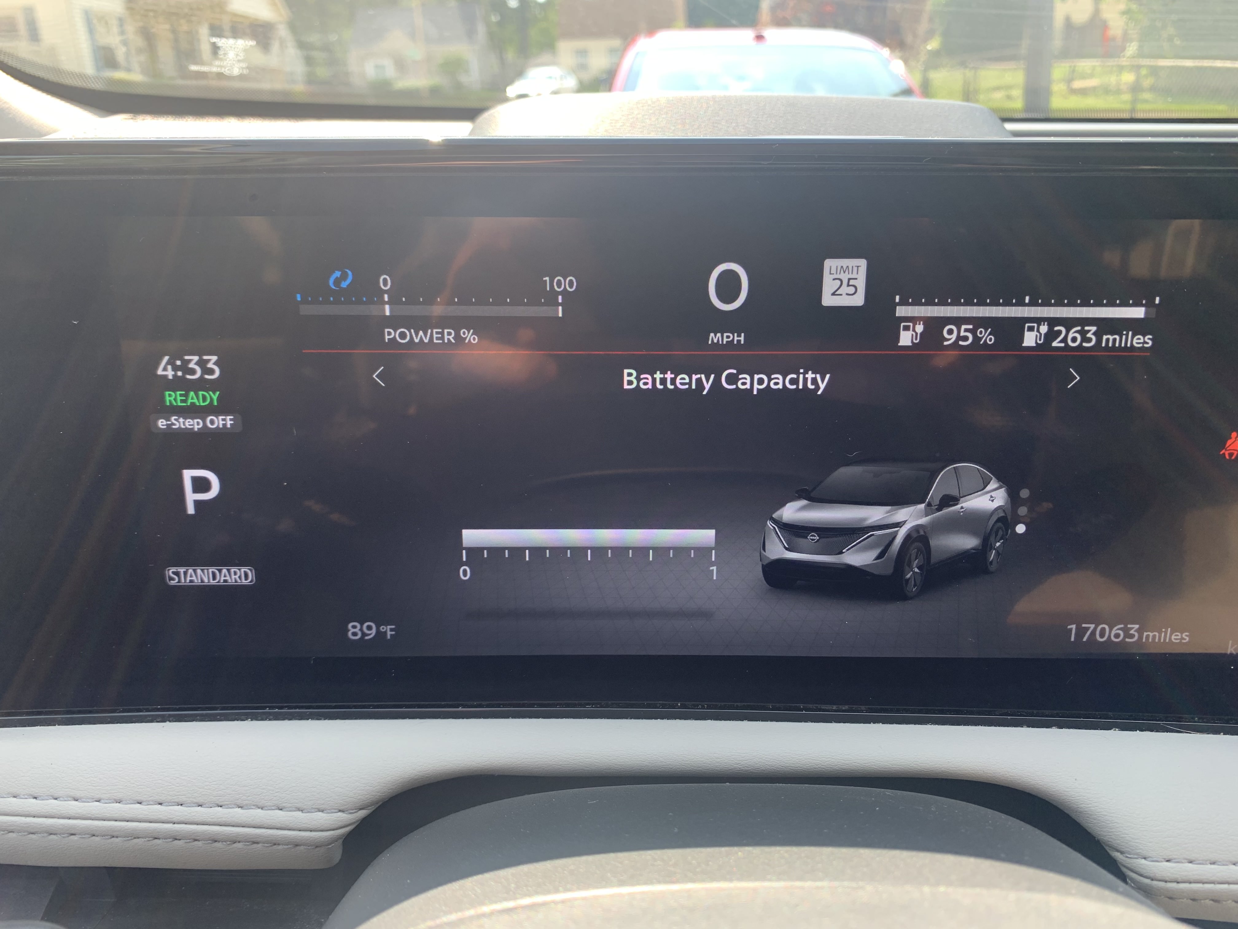 Used 2024 Nissan Ariya FWD image 18