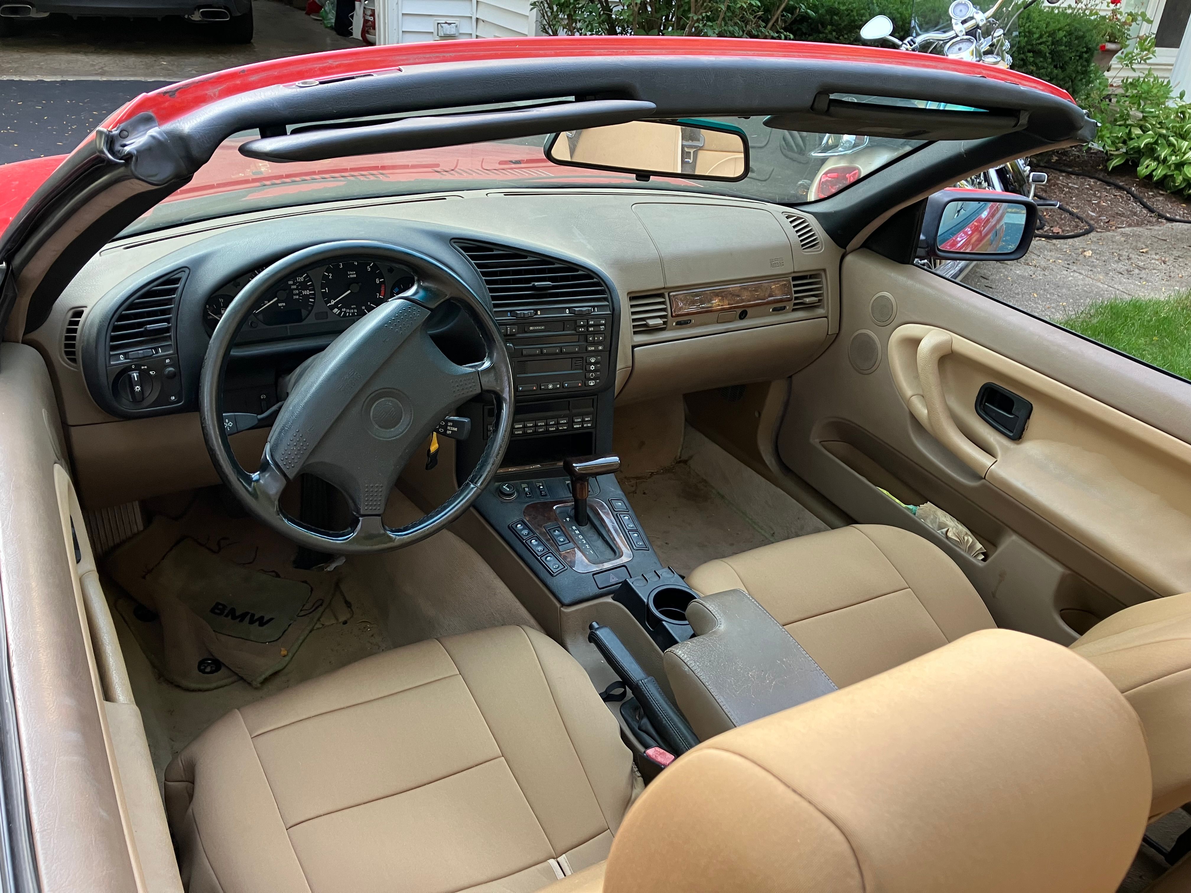 Used 1996 BMW 328i Convertible RWD image 4