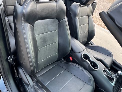 Used 2023 Ford Mustang GT Premium image 16