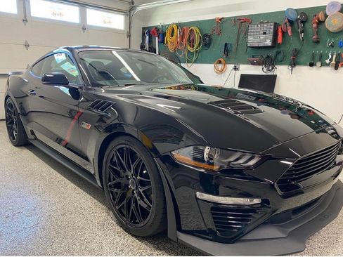 Used 2021 Ford Mustang GT Premium w/ GT Performance Package image 5