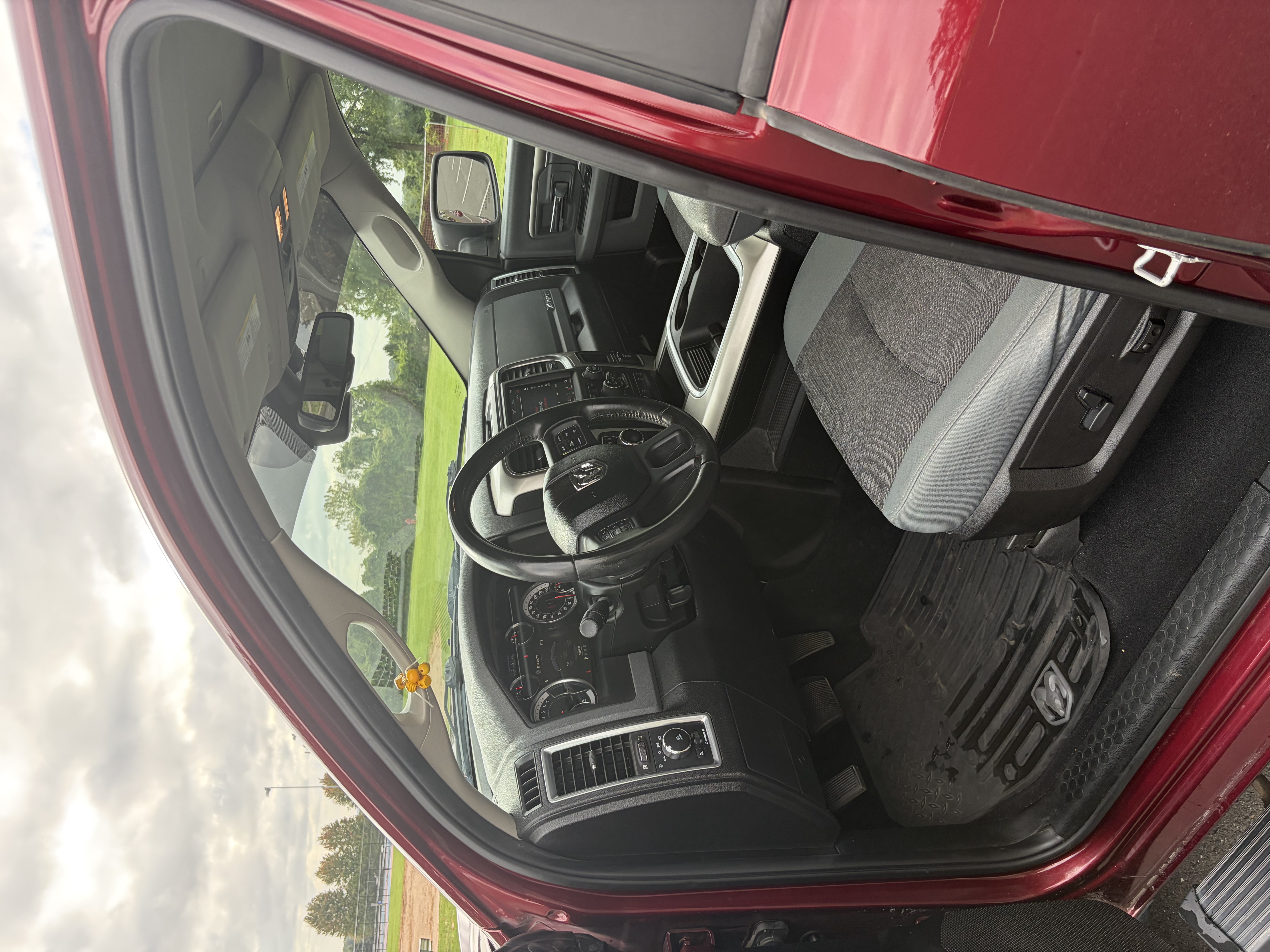 Used 2019 RAM 1500 Big Horn AWD/4WD image 14