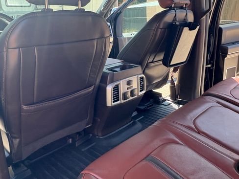 Used 2018 Ford F150 King Ranch w/ Equipment Group 601A Luxury AWD/4WD image 22