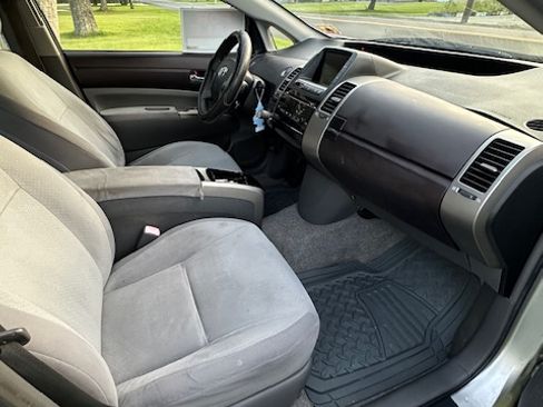 Used 2005 Toyota Prius image 9