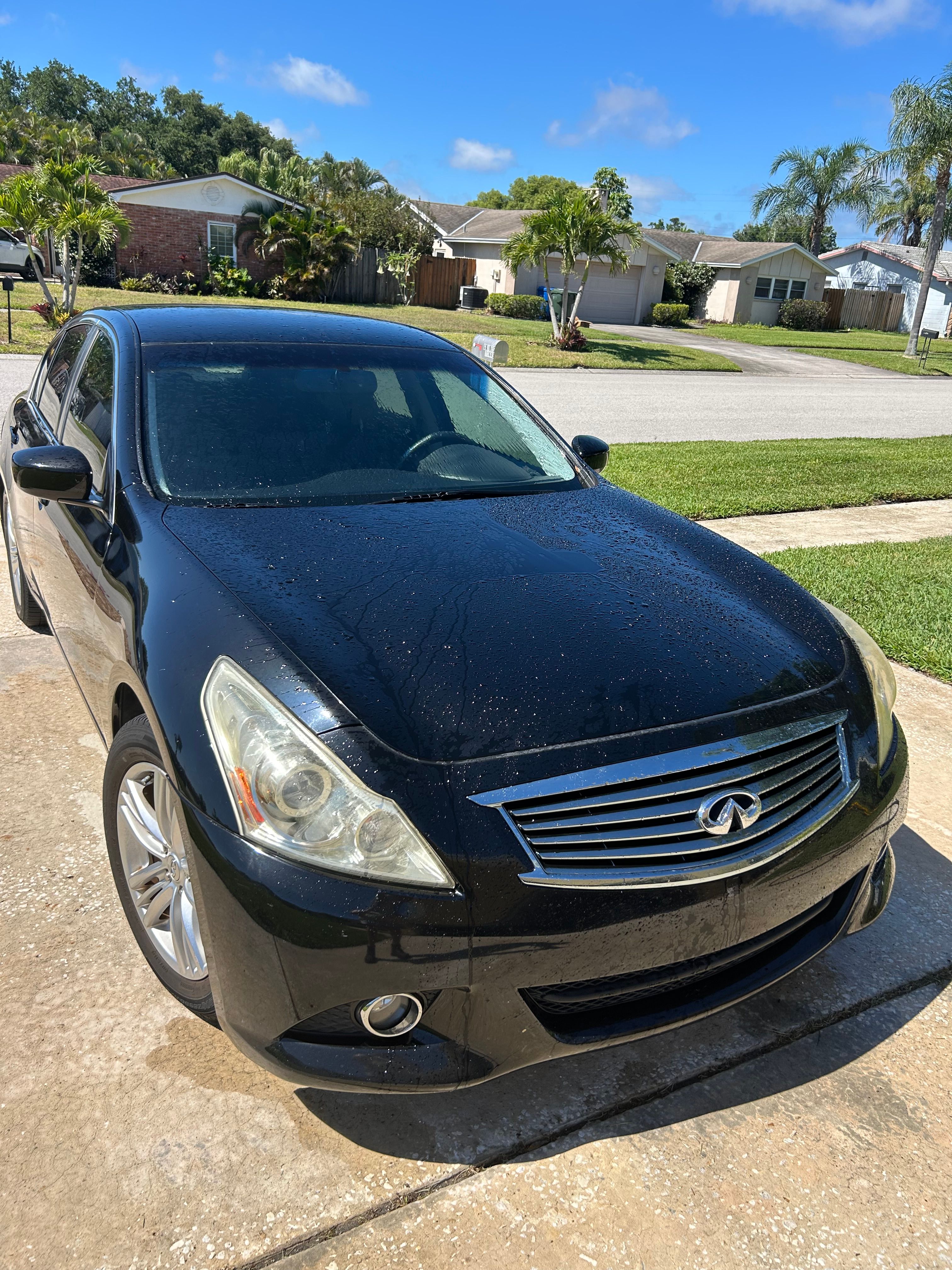Used 2013 INFINITI G37 Journey RWD image 2