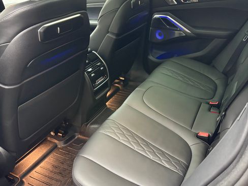 Used 2024 BMW X6 M60i image 14