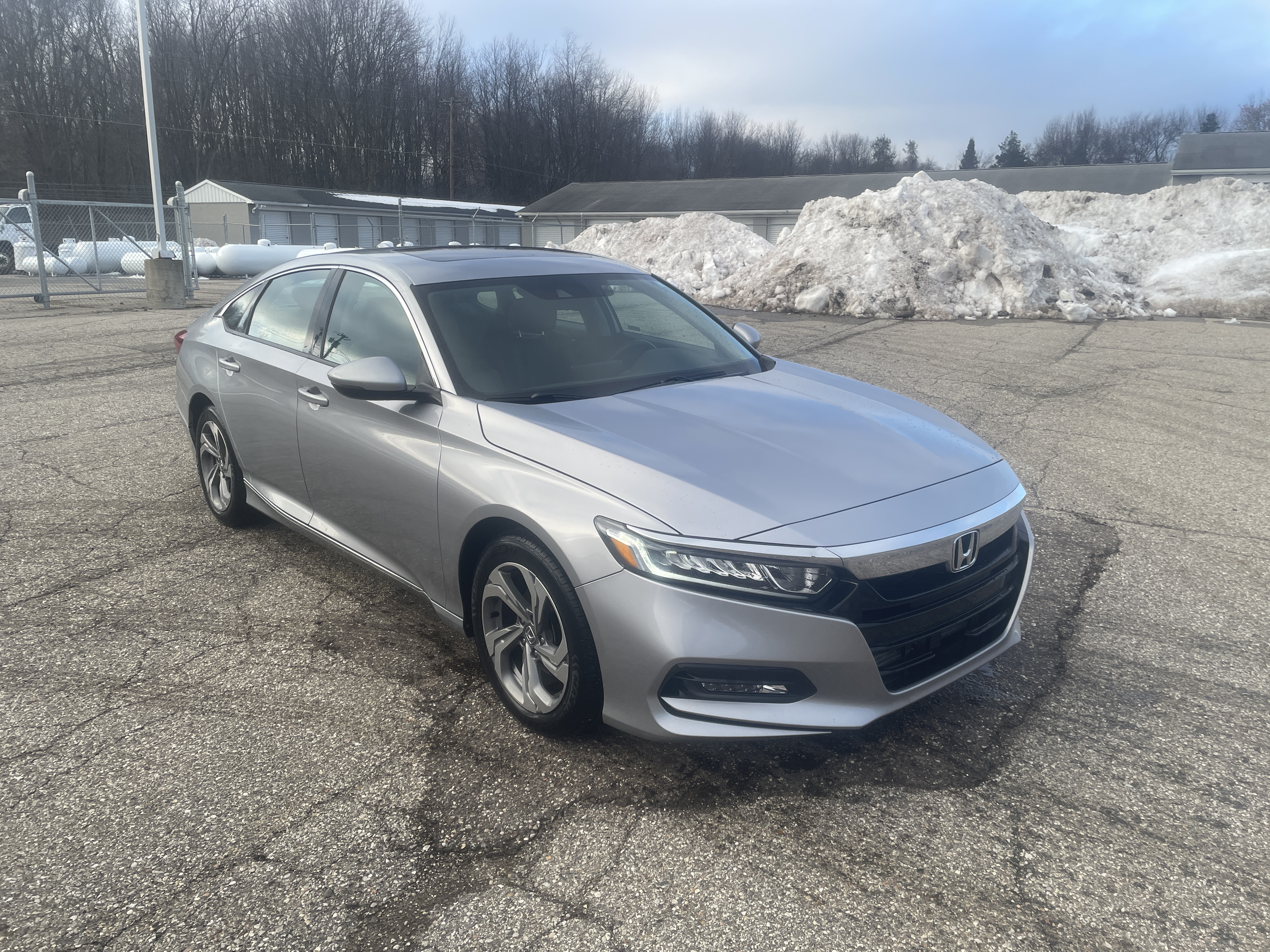 Used 2018 Honda Accord EX-L image 4