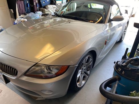 Used 2004 BMW Z4 3.0i image 6