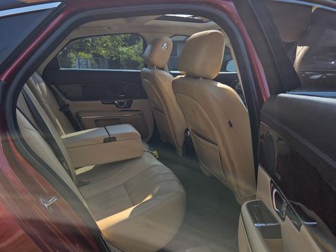 Used 2014 Jaguar XJ Sedan 4D image 6