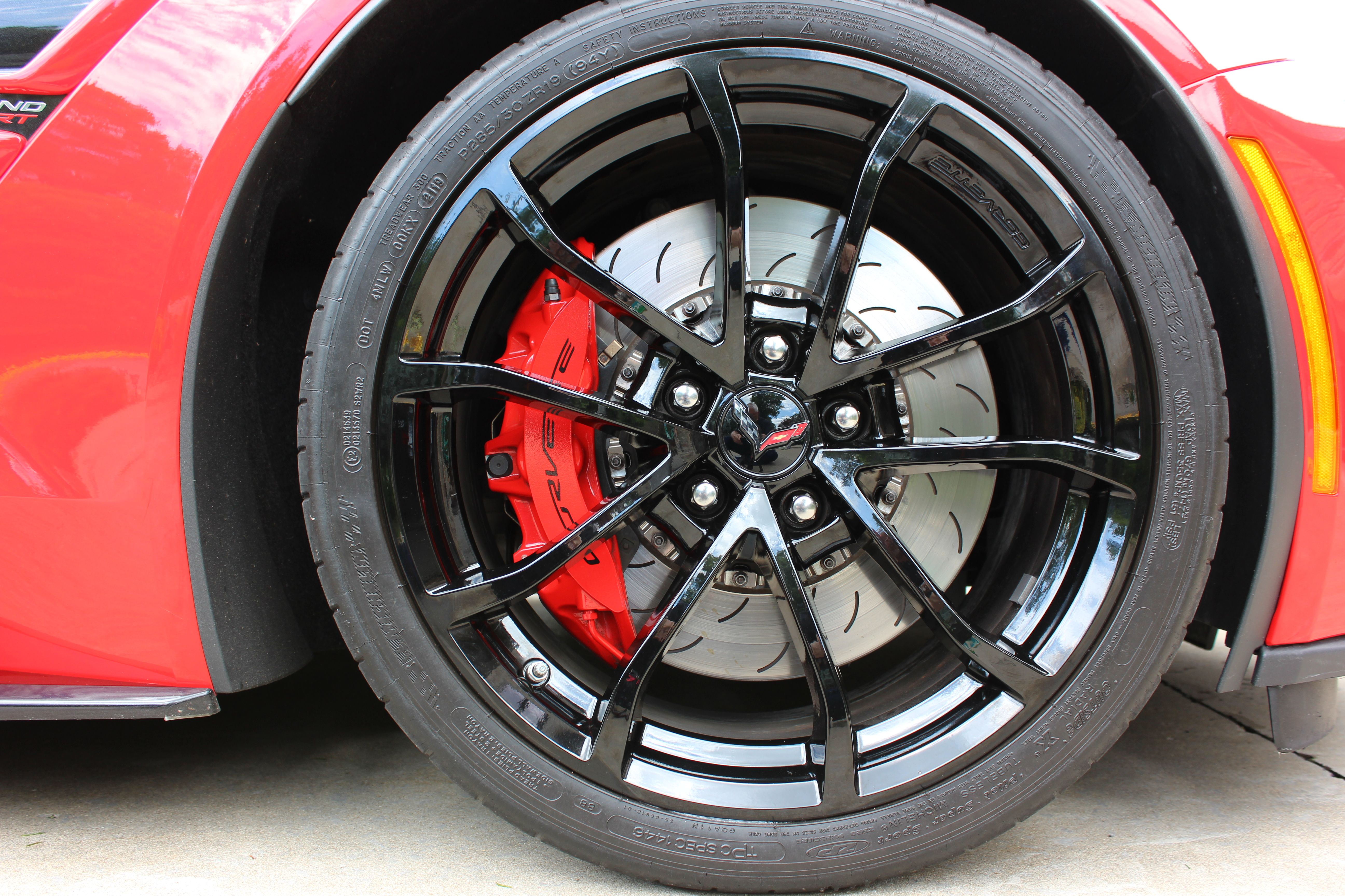 Used 2019 Chevrolet Corvette Grand Sport w/ Battery Protection Package RWD image 4