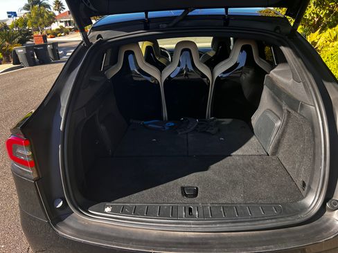 Used 2016 Tesla Model X 90D image 8