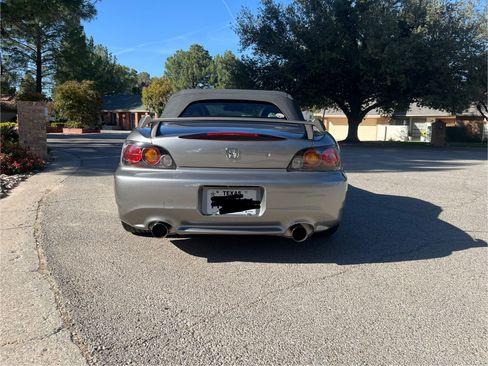 Used 2005 Honda S2000 image 12