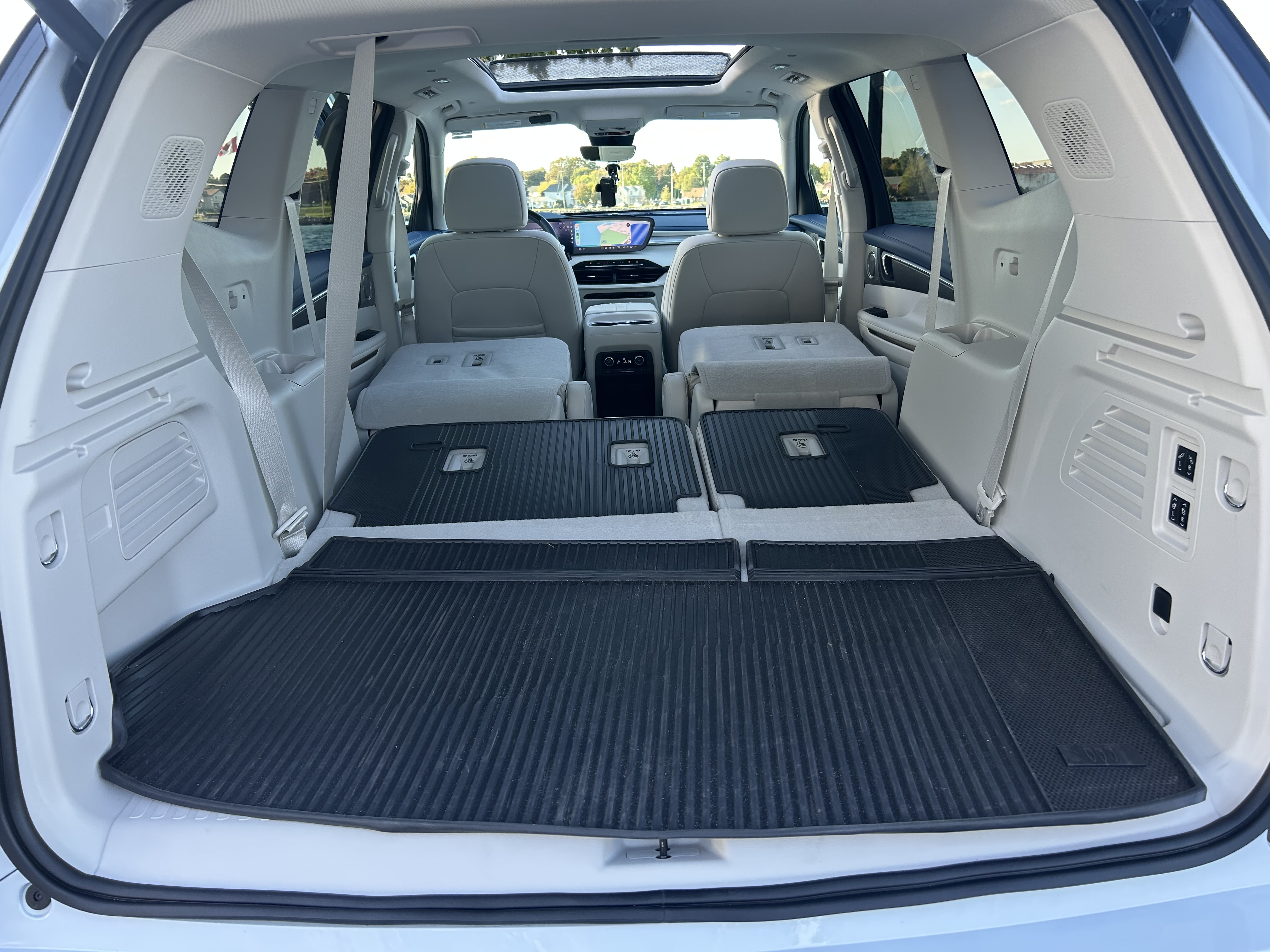Used 2026 Buick Enclave Avenir w/ Super Cruise Package AWD/4WD image 12
