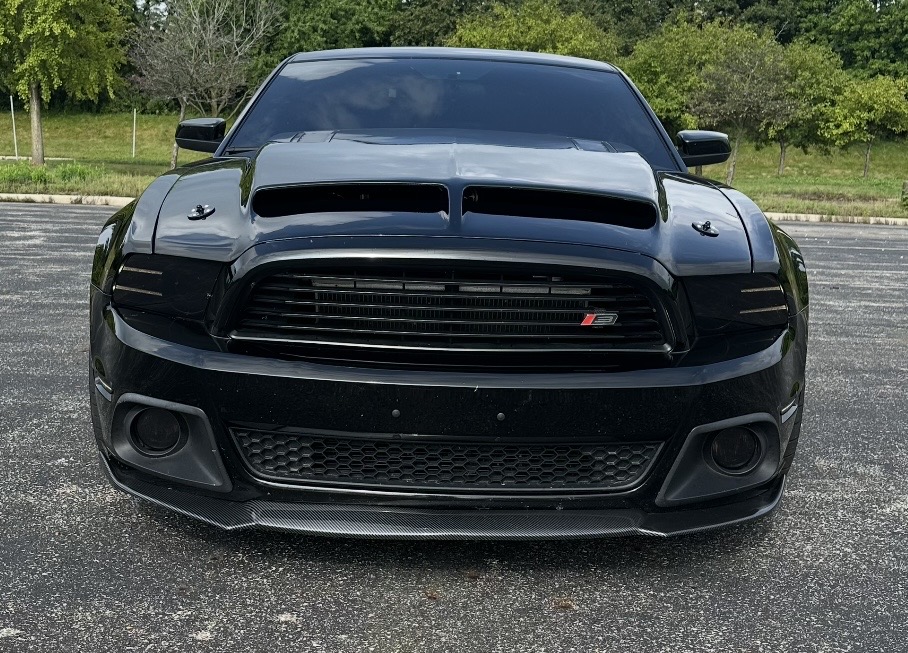 Used 2014 Ford Mustang GT RWD image 8