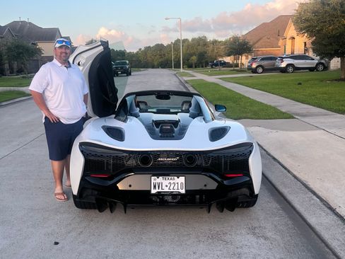 Used 2025 McLaren Artura Spider Convertible 2D image 10