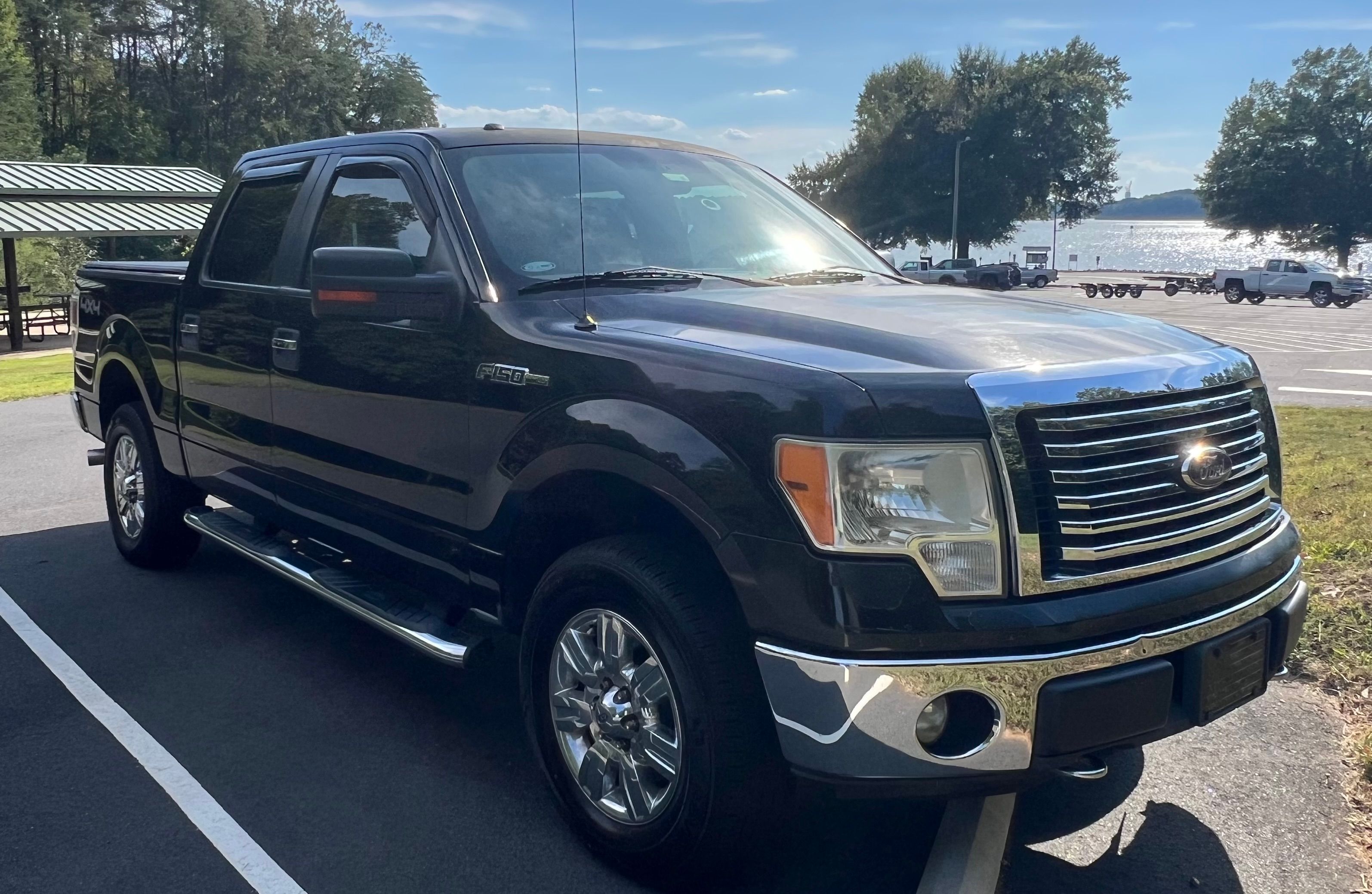 Used 2011 Ford F150 XLT w/ XLT Chrome Pkg AWD/4WD image 1