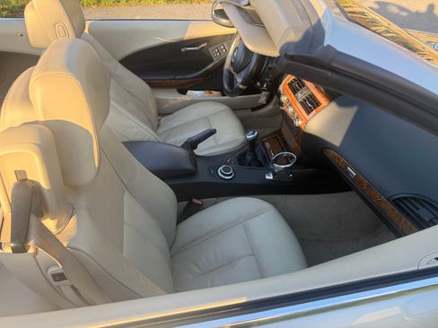 Used 2008 BMW 650i Convertible image 14