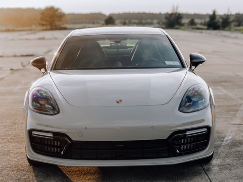Used 2018 Porsche Panamera Turbo AWD/4WD image 4