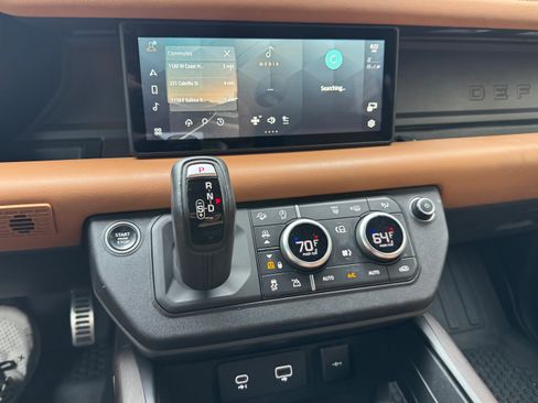 Used 2020 Land Rover Defender 110 X AWD/4WD image 19