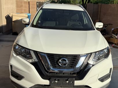 Used 2017 Nissan Rogue SV