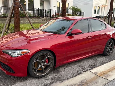 Used 2020 Alfa Romeo Giulia Ti Sport RWD image 9