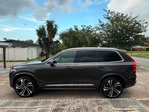 Used 2025 Volvo XC90 B6 Ultra w/ Lounge Package AWD/4WD image 5