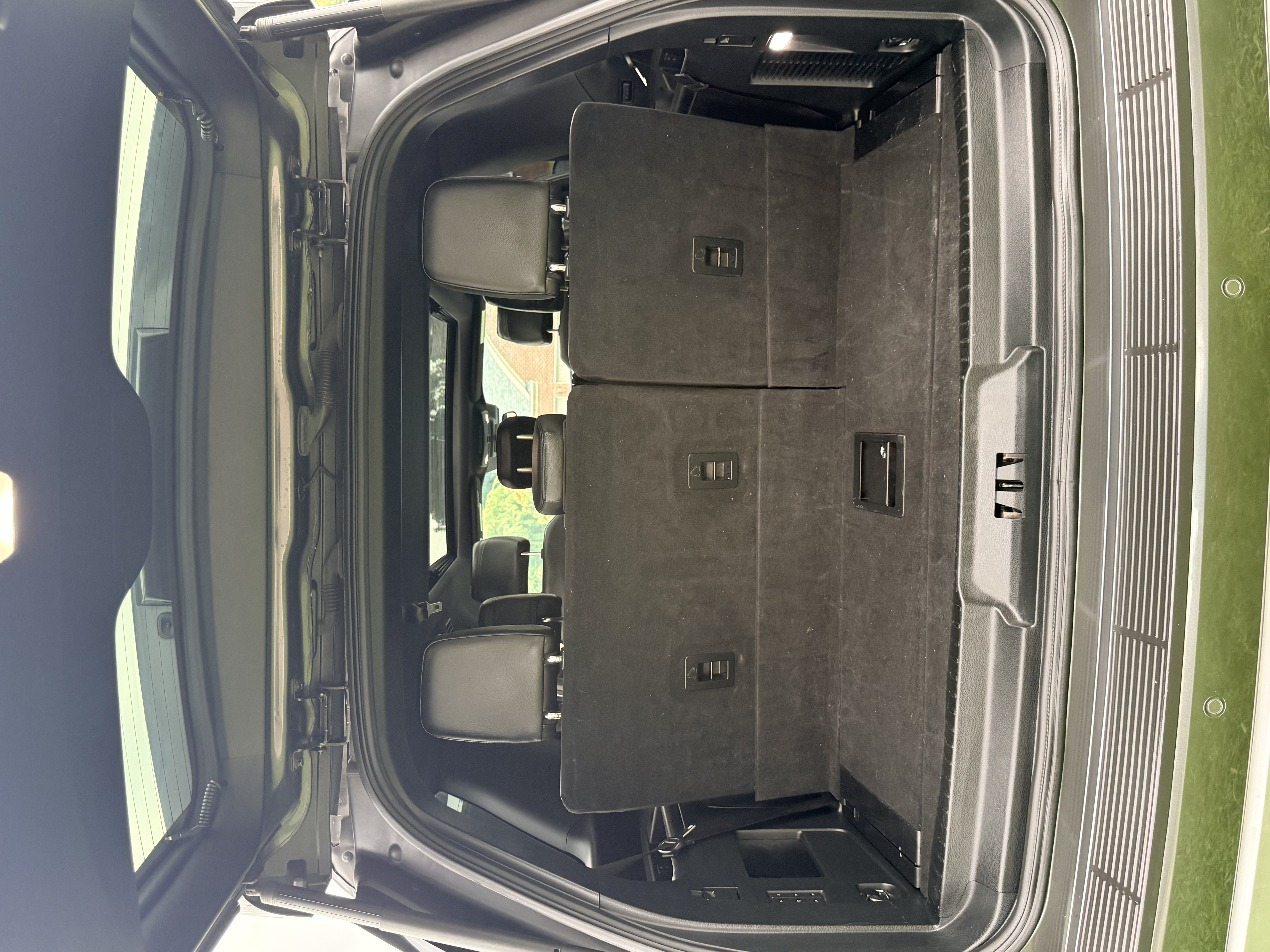 Used 2020 Ford Expedition Limited w/ Equipment Group 302A RWD image 19