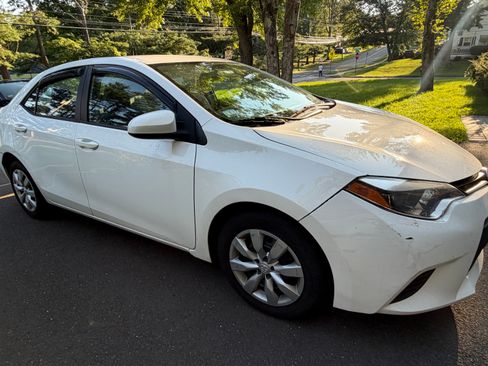 Used 2014 Toyota Corolla LE FWD image 5