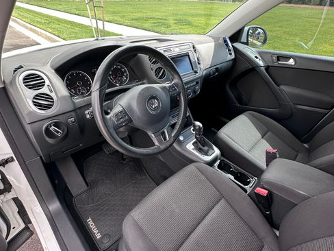 Used 2018 Volkswagen Tiguan Limited AWD/4WD image 15