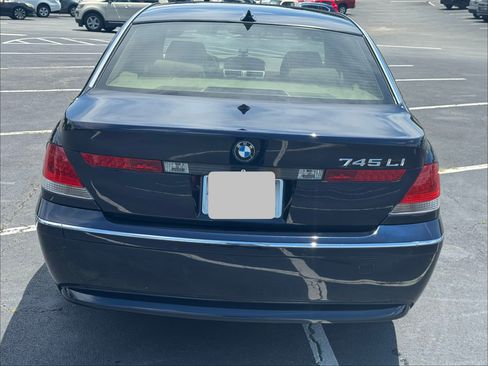 Used 2004 BMW 745Li RWD image 5