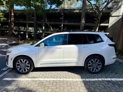 Used 2023 Cadillac XT6 Sport w/ Technology Package