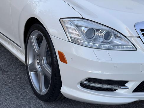 Used 2011 Mercedes-Benz S 550 image 5
