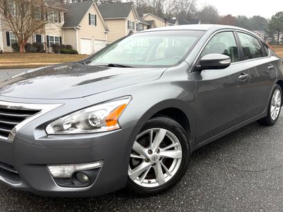 Used 2014 Nissan Altima 2.5 S w/ Display Audio Package