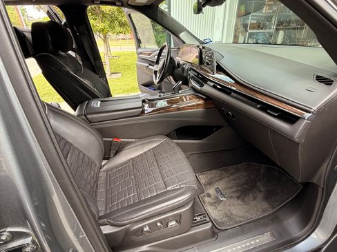 Used 2021 Cadillac Escalade Sport Platinum image 8