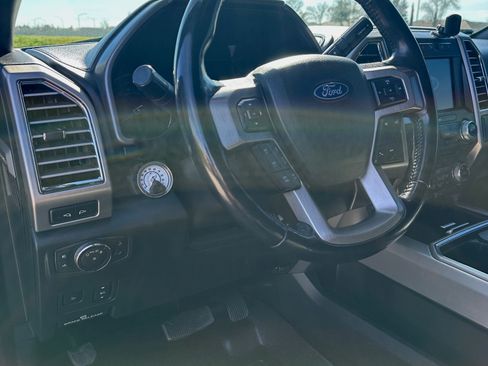 Used 2017 Ford F250 Platinum w/ Platinum Ultimate Package image 22