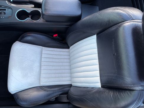 Used 2004 Ford Thunderbird RWD image 26