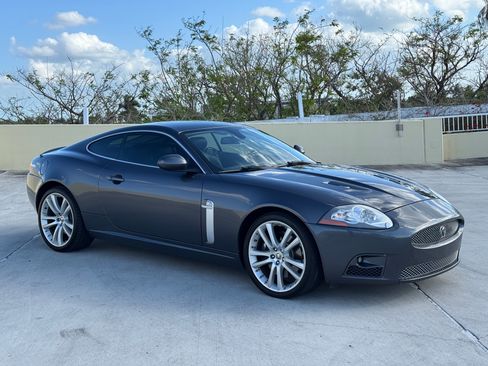 Used 2007 Jaguar XKR R image 9