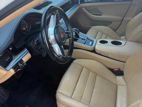Used 2018 Porsche Panamera 4 AWD/4WD image 5