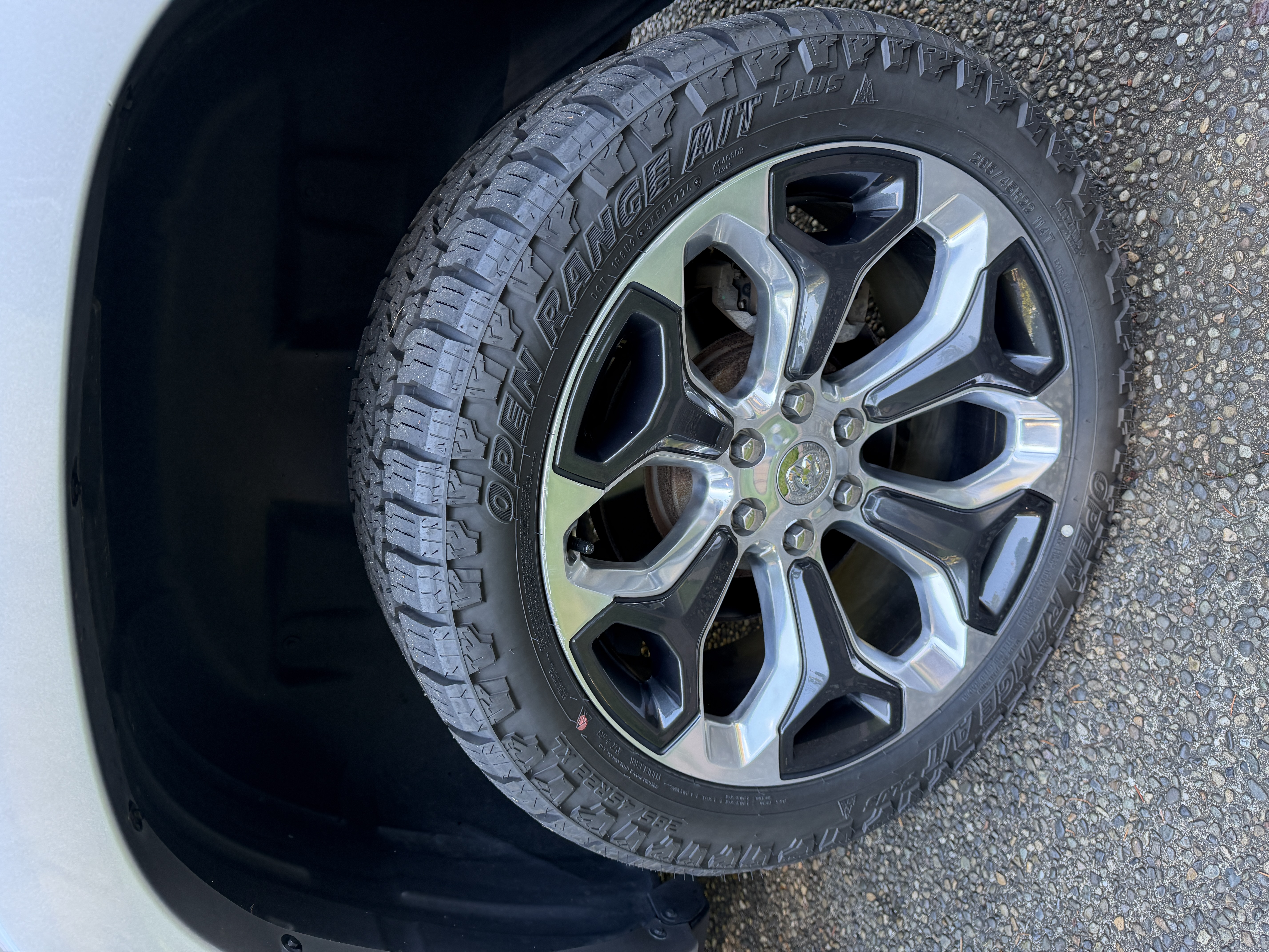 Used 2019 RAM 1500 Limited AWD/4WD image 17