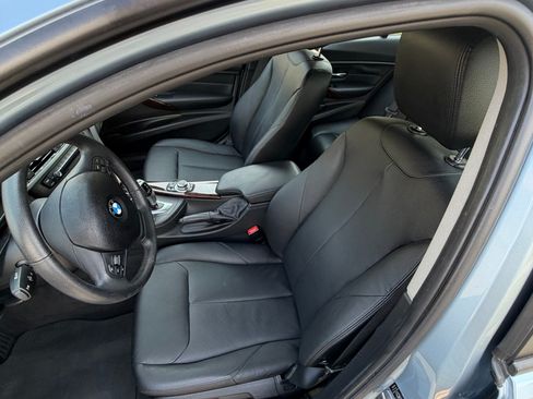 Used 2013 BMW 335i Sedan RWD image 18