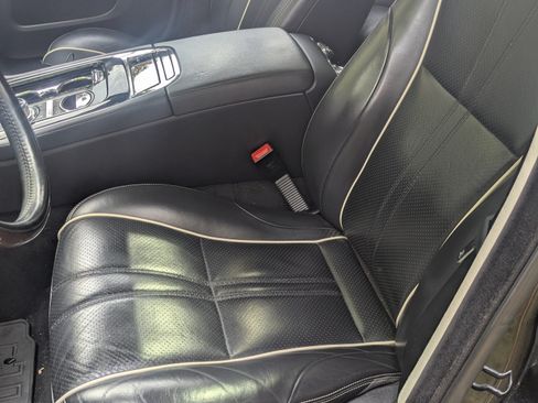 Used 2016 Jaguar XJ Supercharged image 27