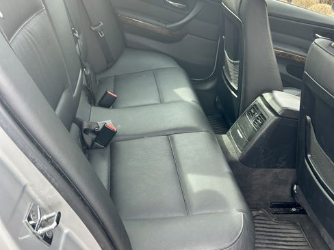 Used 2007 BMW 328xi Sedan image 14